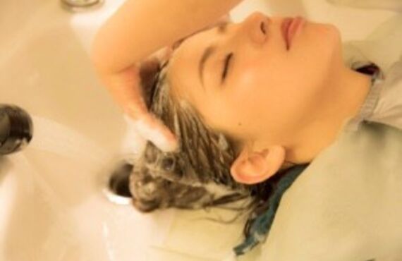 整体ヘッドスパでストレスケア！頭筋膜はがし | 都立大学の貸切美容室-SCHERE ZACK cut&spa